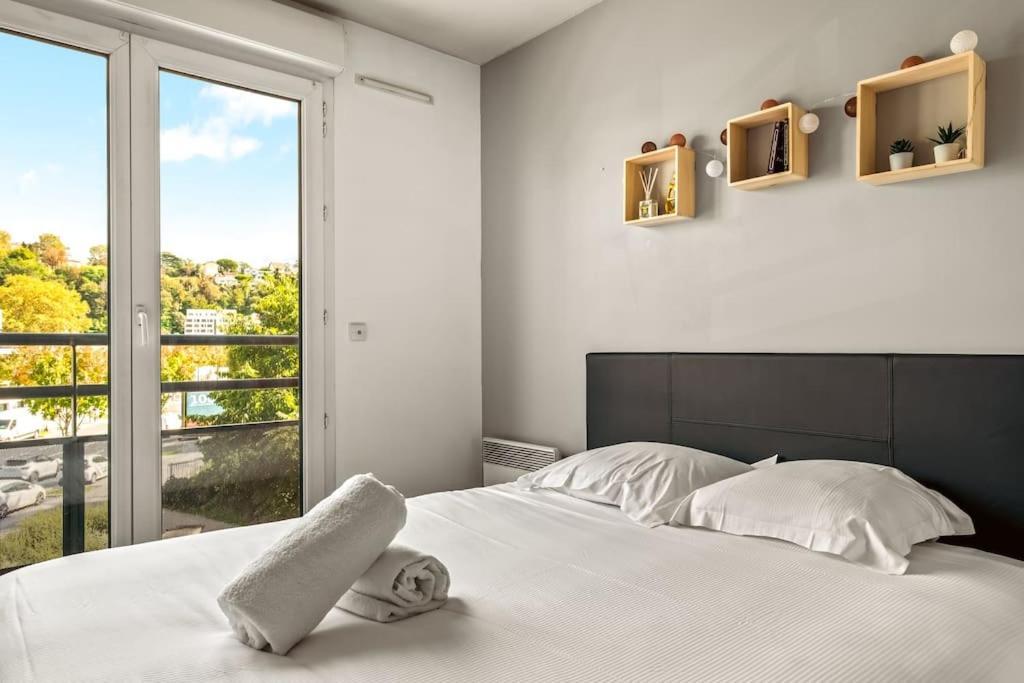 T2 Paisible Vaise, Avec Parking Metro Direct Bellecour Apartment Лион Екстериор снимка