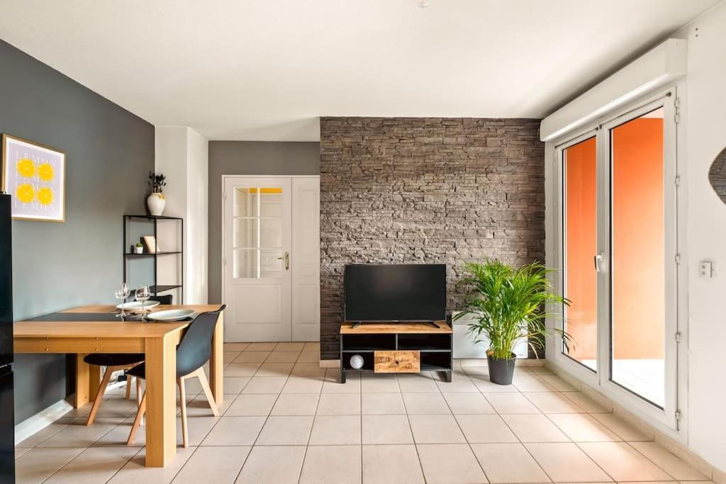 T2 Paisible Vaise, Avec Parking Metro Direct Bellecour Apartment Лион Екстериор снимка